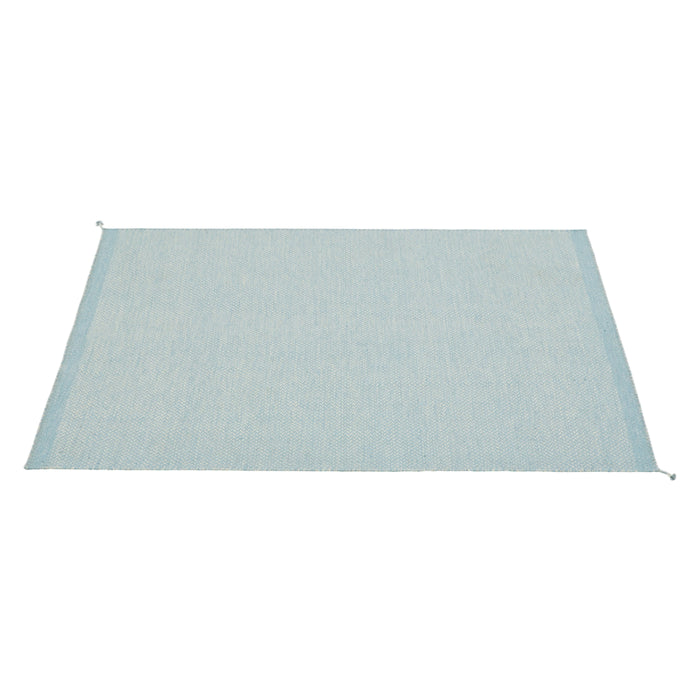 Medium / Light Blue