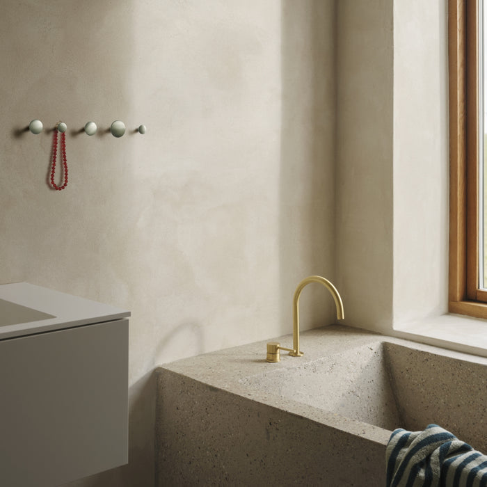 Muuto Dots Metal - Medium - Batten Home