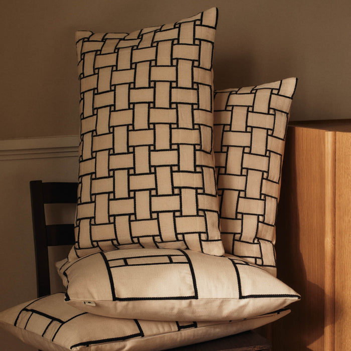 Lattice Cushion
