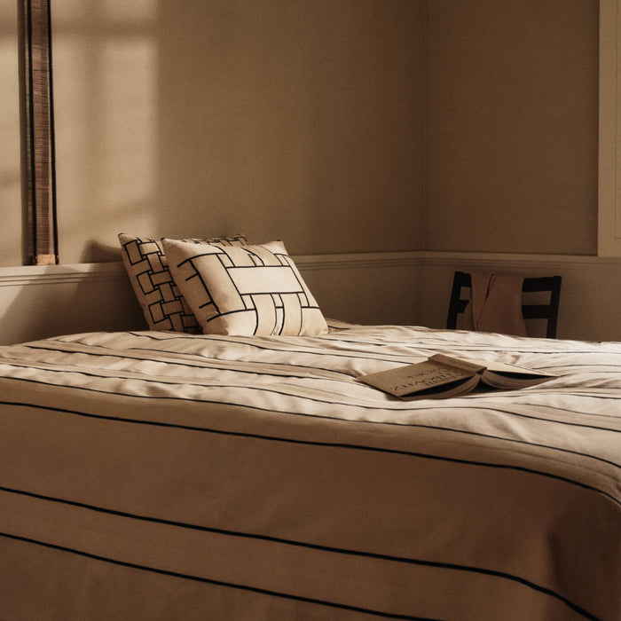Lattice Cushion