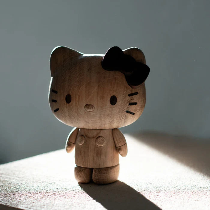 Hello Kitty, Small