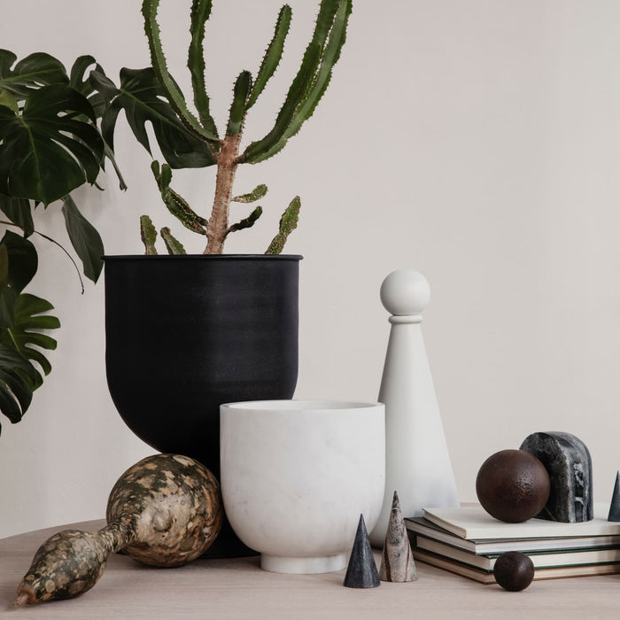 Ferm LivingHourglass Pots - Batten Home