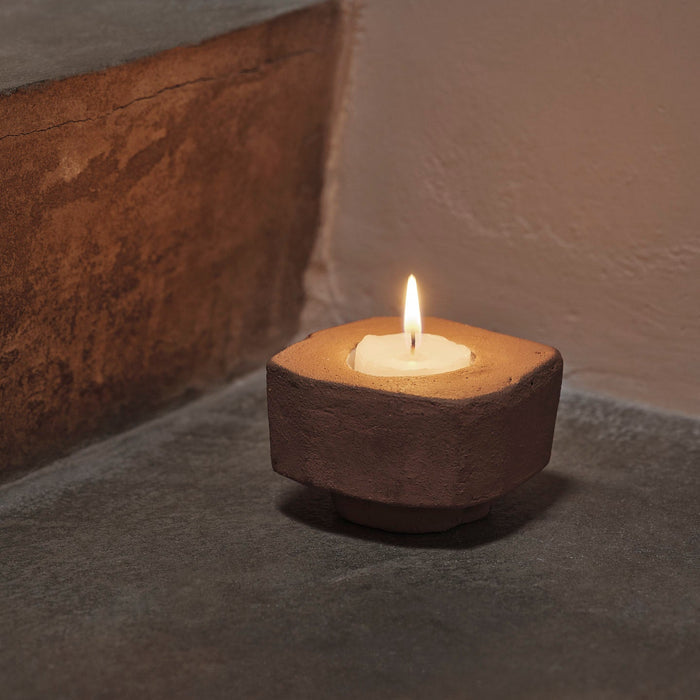 Kurinu Candle Holder
