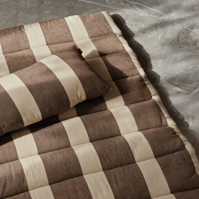 Strand Cushion